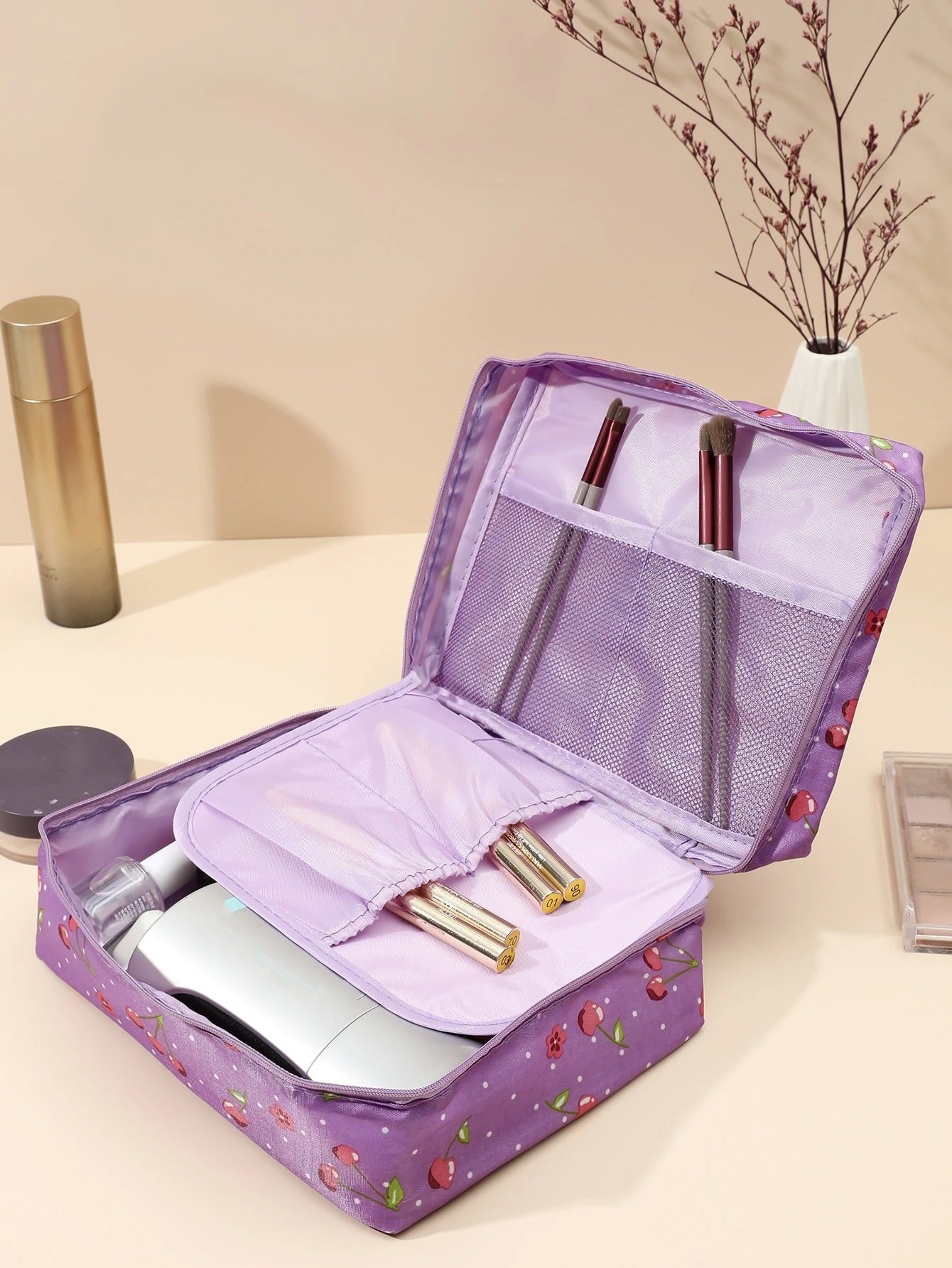 Travel Hanging Toiletry Bag – Waterproof Cosmetic Organizer for Women