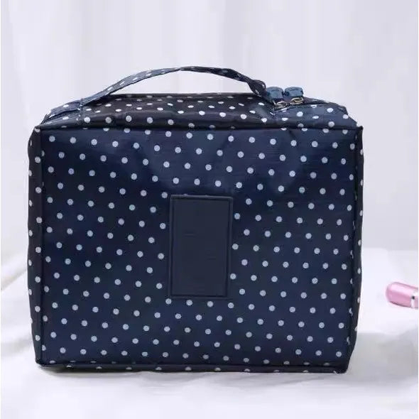 Travel Hanging Toiletry Bag – Waterproof Cosmetic Organizer for Women