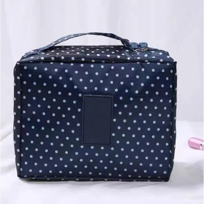 Travel Hanging Toiletry Bag – Waterproof Cosmetic Organizer for Women